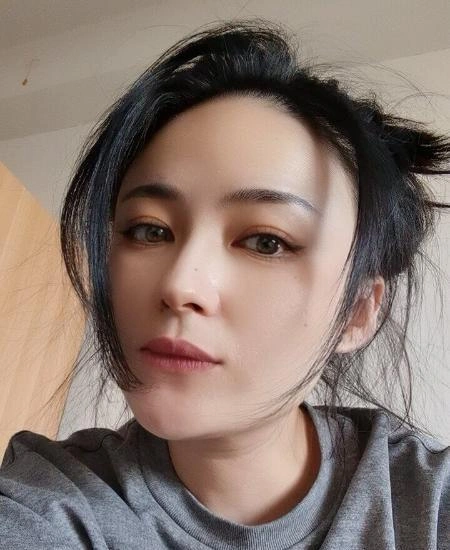 美容院单飞小妞