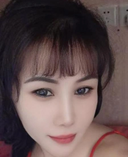 丰满大胸熟女